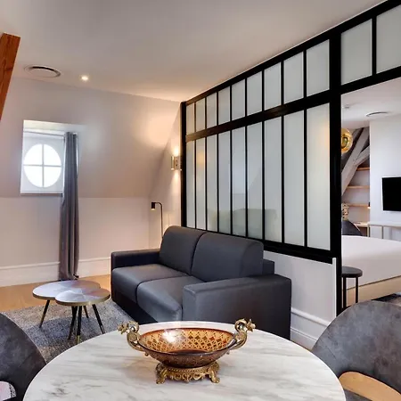 מלון Alexandra Palace - La Maison Younan Mazieres-en-Gatine