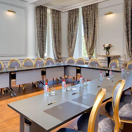 Alexandra Palace - La Maison Younan Mazieres-en-Gatine