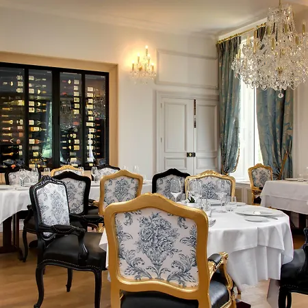 Alexandra Palace - La Maison Younan