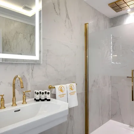 Отель Alexandra Palace - La Maison Younan 5*