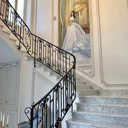Hotel Alexandra Palace - La Maison Younan Mazieres-en-Gatine