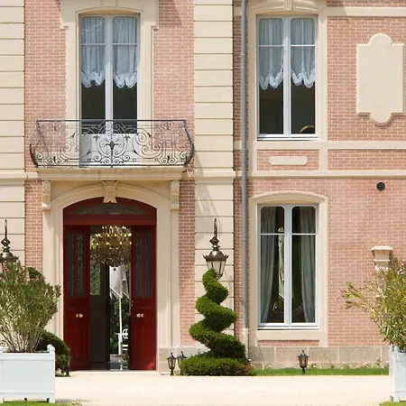Alexandra Palace - La Maison Younan 酒店 Mazieres-en-Gatine