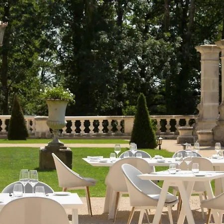 Отель Alexandra Palace - La Maison Younan Mazieres-en-Gatine