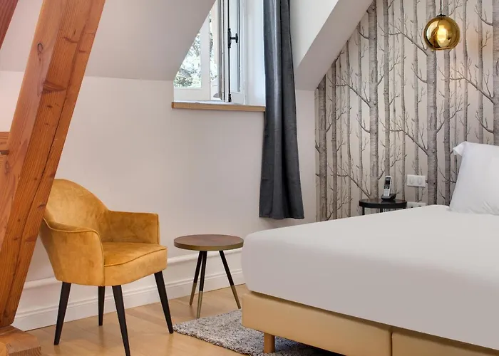 Hotel Alexandra Palace - La Maison Younan 5*