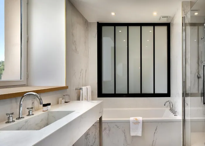 Hotel Alexandra Palace - La Maison Younan