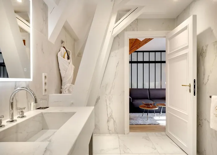 Alexandra Palace - La Maison Younan Mazieres-en-Gatine