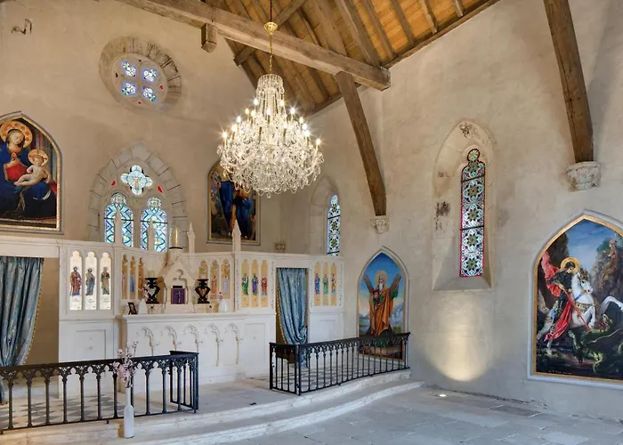 Alexandra Palace - La Maison Younan