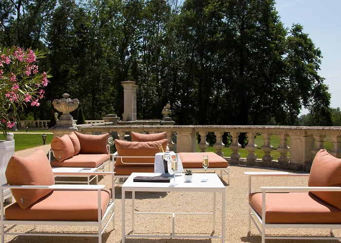 Alexandra Palace - La Maison Younan 5* Mazieres-en-Gatine