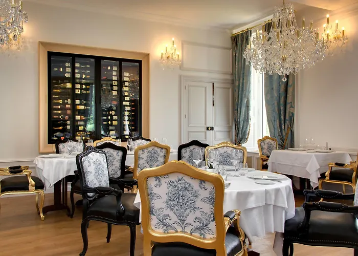 Alexandra Palace - La Maison Younan