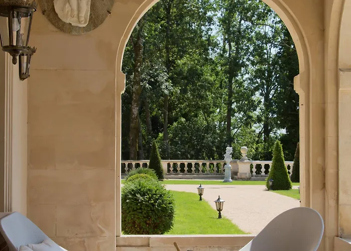 Alexandra Palace - La Maison Younan فندق Mazieres-en-Gatine
